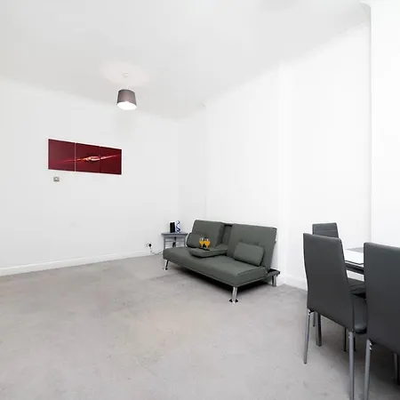 Spacious Minimalist 1Br Flat In London Exterior photo